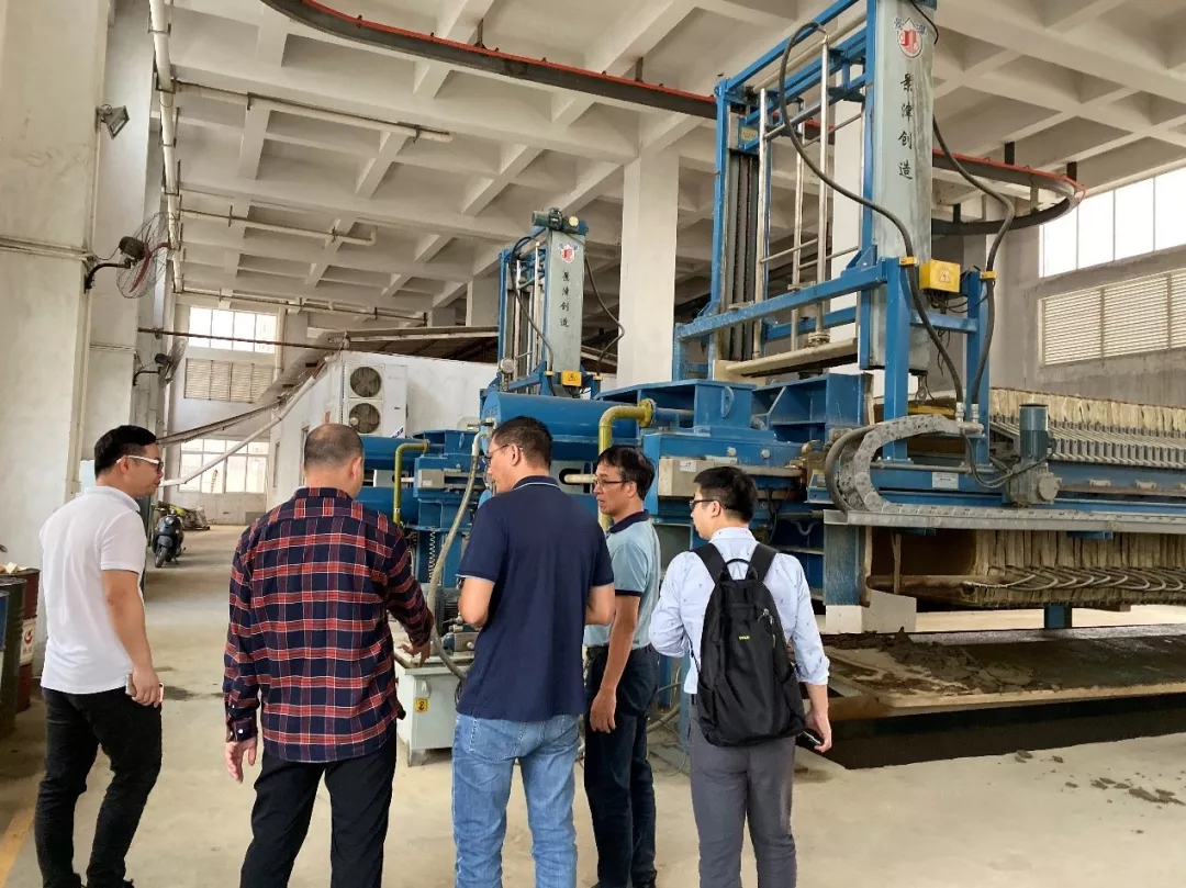 孕妇仑乱A级毛片免费看